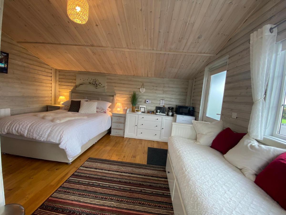 Adorable Cabin In The Countryside Портлийш Екстериор снимка